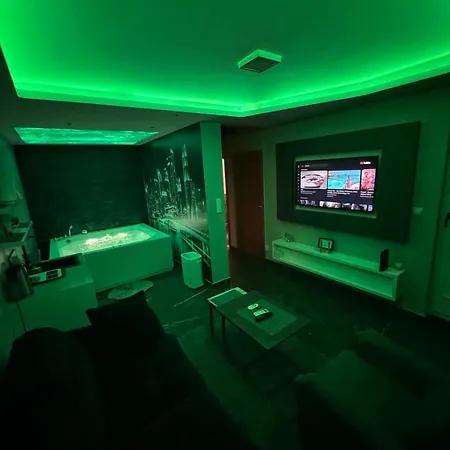 Apartment S&v 2 Istocno Sarajevo Sa Jacuzzi Lux Hilandarska Centar *