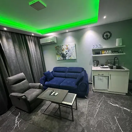 S&v 2 Istocno Sarajevo Sa Jacuzzi Lux Hilandarska Centar *