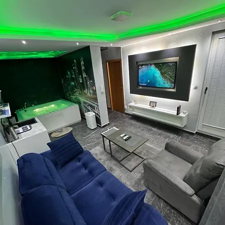 S&v 2 Istocno Sarajevo Sa Jacuzzi Lux Hilandarska Centar Lukavica